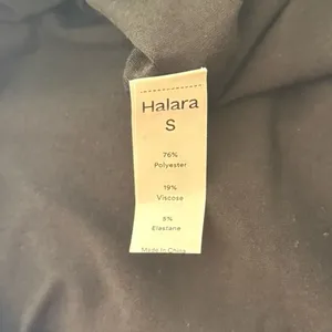 Halara Round Neck Pocket Hem Relax Casual T-Shirt Black Size Small thumbnail 8