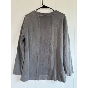 Pilcro Anthropologie Washed Grey Cotton Crew Neck Long‎ Sleeve Sweatshirt M thumbnail 2