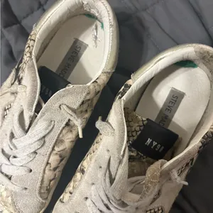 Steve Madden Beige and Black Snake Print Star Sneakers thumbnail 3