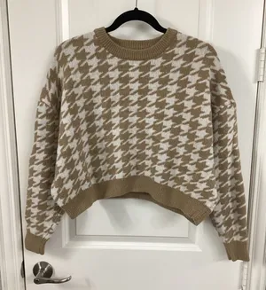 Motel Rocks Margo Jumper in Knit Houndstooth Brown Cropped Sweater thumbnail 1