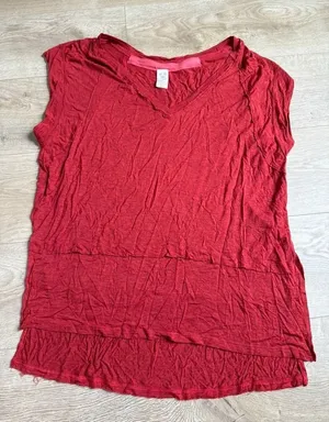 EUC Womens red We the Free Free People sleeveless V-neck‎ top layered hem size S thumbnail 1