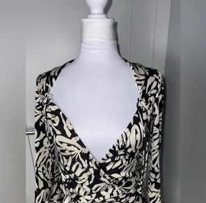 Dress thumbnail 3