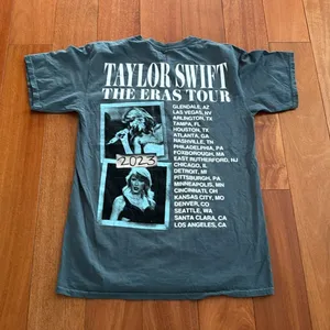 Taylor Swift The Eras Tour T-Shirt Unisex Blue 2023 Concert‎ Dates Medium thumbnail 4