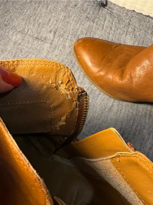 Frye Cognac Leather Ankle Booties with Side Zip Size 8.5 thumbnail 11