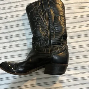 Vintage Tony Lama Black Cowgirl Boots Size 5.5 Narrow fit Leather Vintage thumbnail 5