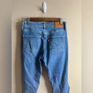 Levis high rise skinny jeans size 27 thumbnail 6