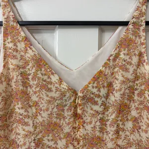 Dana Buchman VTG Cottagecore 100% Silk Midi Dress 6 Y2K Floral Fairycore Ruffle thumbnail 4