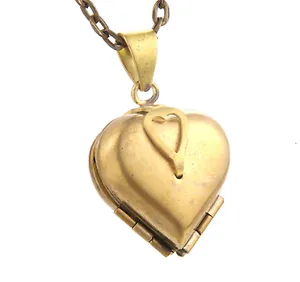 Love Locket Heart Shaped Locket Necklace 4-layer Photo Necklace Jewelry - Gift thumbnail 5