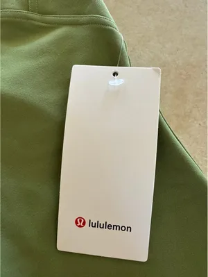 Lululemon Instill High Rise 25” Green Foliage Size 6 NWT thumbnail 5