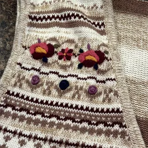 White Stag Cottagecore Sweater Vest Floral Embroidered Boho Grandma Fair Isle Nordic Large thumbnail 4