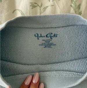 Brandy Melville Sweatshirt New York thumbnail 3