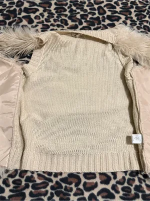 2000s vintage style cream faux fur vest thumbnail 4