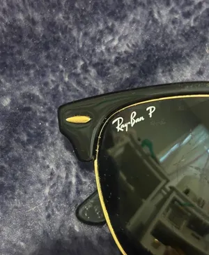 Ray-Ban Sunglasses thumbnail 2