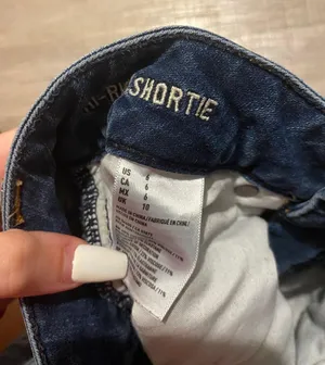 American Eagle jean shorts thumbnail 3