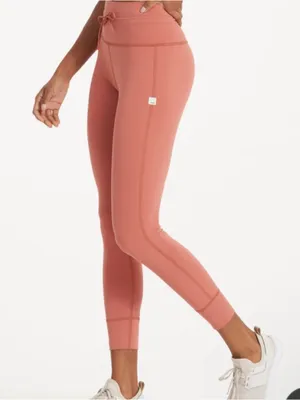 Vuori Daily Leggings in Cinnamon thumbnail 1
