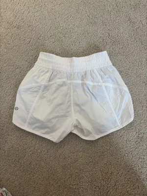 Lululemon Shorts White thumbnail 2