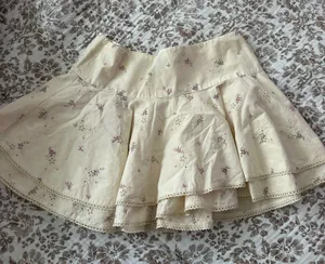 ZARA Floral skirt thumbnail 2