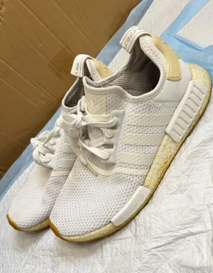 Adidas Sneakers Mens Shoes Size 10.5 thumbnail 1