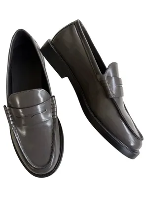 Like New Steve Madden Leather Madison Loafers Grey Size 8 thumbnail 1