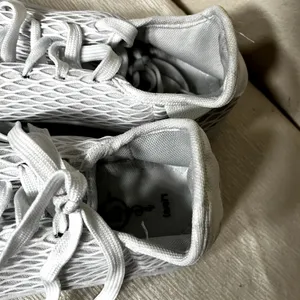 Solemates white sneakers 8/9 tennis shoes comfort mesh‎ thumbnail 3