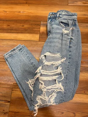 American Eagle Mom Jeans thumbnail 1
