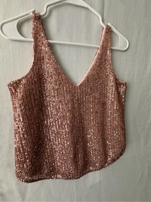 LOFT Petites women’s size XXSP Rose Gold Sequin Halter Crop Top Excellent(A641) thumbnail 3