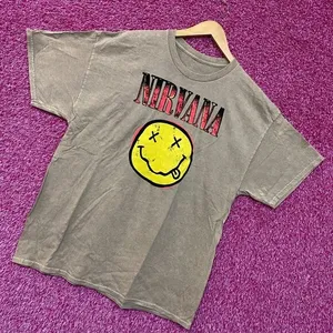 Nirvana Nevermind Tour Smiley Promo Art Grunge Tee XL thumbnail 1