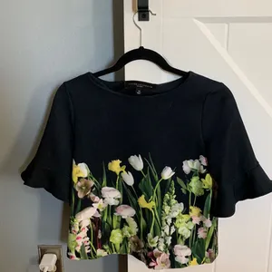 Victoria Beckham for Target black blouse with floral print size XS. thumbnail 1