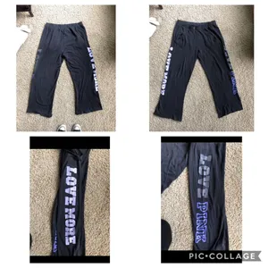 VS pink sweats Sz M thumbnail 6