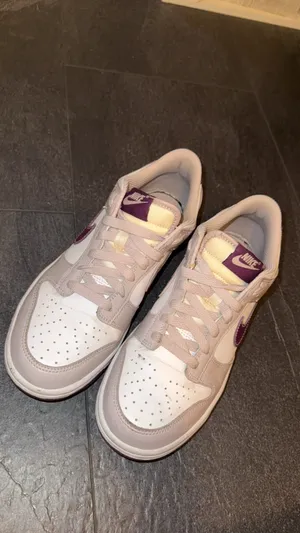 Nike Dunk Low thumbnail 4