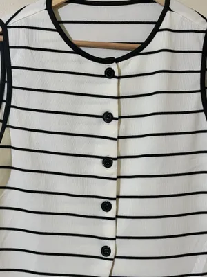 SHEIN Top Striped Sleeveless Button-Up Knit Black XL Women thumbnail 3