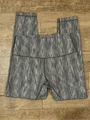 Lululemon Wunder Under High-Rise 7/8 Tight *Full-On Luxtreme 25" Size 10 thumbnail 4