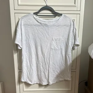 T-shirt thumbnail 1
