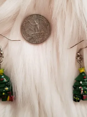 Bold Christmas tree statement piece earrings and tinsel scrunchie set. Green thumbnail 3
