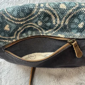 Myra Bag Canvas Cowhide Rug Tapestry Crossbody‎ Bag Teal Brown S-1250 thumbnail 5