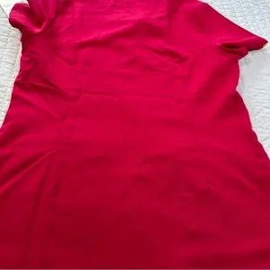 Figs Scrub Top Women’s XS Stretch Pockets Pink/Red Medical Wear thumbnail 8