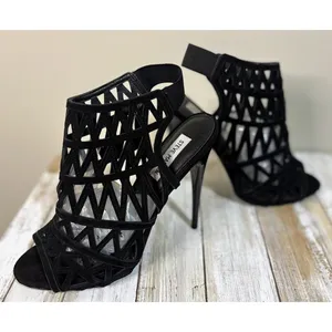 Steve‎ Madden Bratt Cage Sandal Womens 9 Black Excellent Suede Cutout Stiletto thumbnail 7