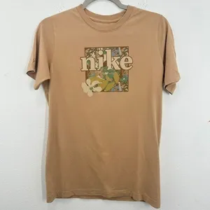 Nike Women's Size XL Brown Floral Graphic Tee Crewneck‎ Athleisure Sporty Casual thumbnail 2