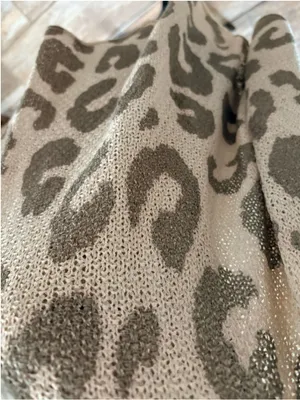POL Olive Leopard Print Oversized V-Neck Top Cover Size M (oversized 31” PRP) thumbnail 5