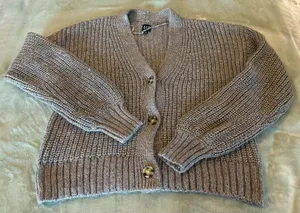 GAP Women’s Size Medium Tall Gray Chunky Knit Button-Up Cardigan thumbnail 1