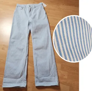 Abercrombie The 90s Relaxed Jean High Rise thumbnail 2