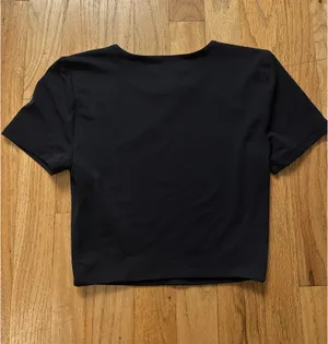 Aritzia babaton contour top xs thumbnail 3