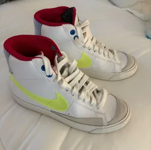 Nike Mid Blazer thumbnail 1