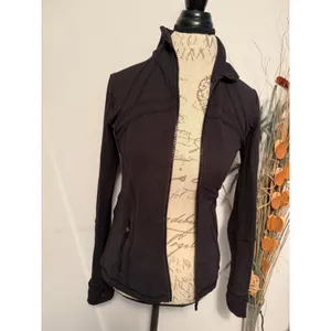 Lululemon Define Jacket Black missing Zip Yoga‎ Track Jacket Womens Size 8 flaw thumbnail 3