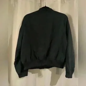 Women’s Black Everly Jacket thumbnail 2
