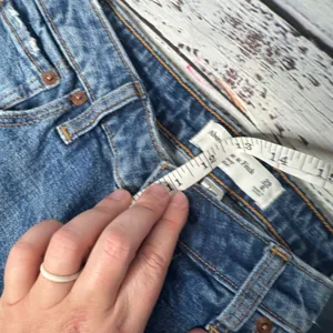 Abercrombie & Fitch Curve Love High Rise Skinny Jean Distressed 8L thumbnail 7
