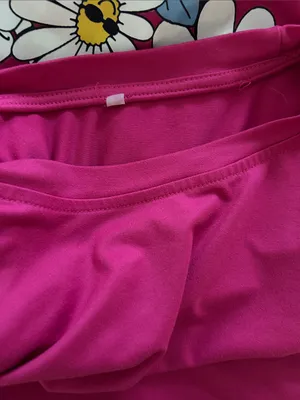 😄 Vibrant Pink Oversized Happy Daisies Short Sleeve Shirt thumbnail 6