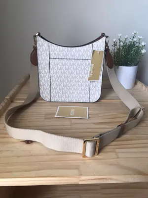 Michael Kors Purse thumbnail 2