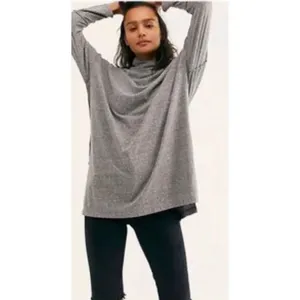 ✨Free People Bella Vista Oversized Sz Medium Tunic Top in Charcoal✨ thumbnail 8
