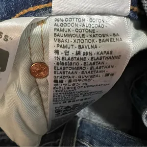 Levi’s 502’s‎ Woman’s Premium Quality High Rise Tapered Jeans thumbnail 11